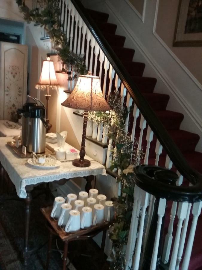Hanover House Bed And Breakfast ナイアガラフォールズ エクステリア 写真